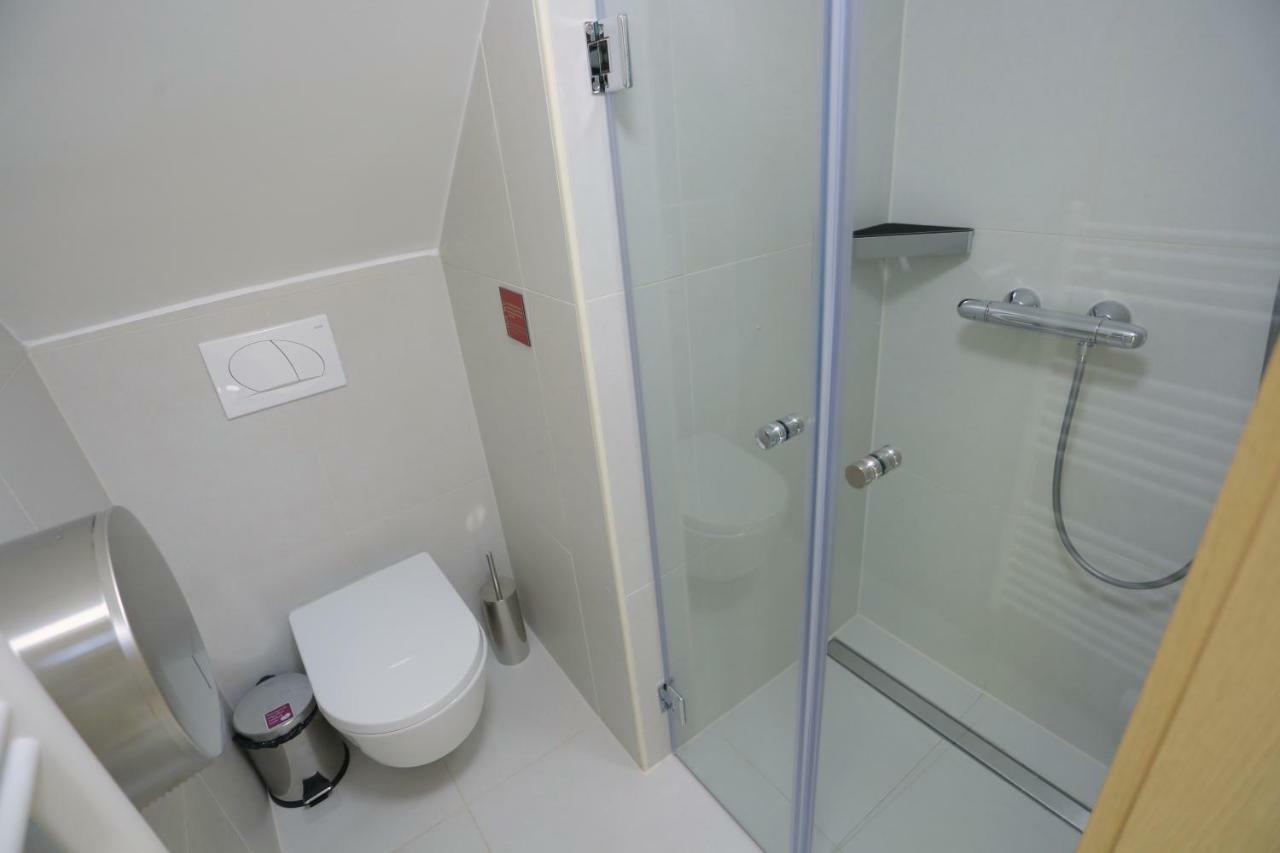 Single Bed 4-Bed Dormitory Room,813016812:JPEG